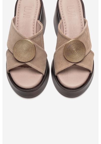 Luvishoes Fıanna Bej Süet Hakiki Deri Tokalı Çapraz Bantlı Kadın Dolgu Topuklu Terlik
