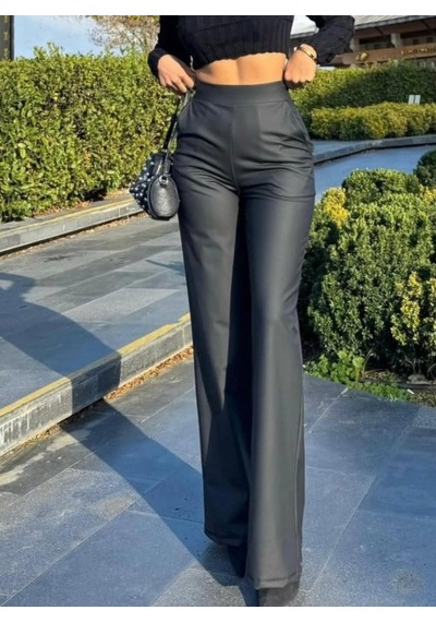 Infivento Kadın Yüksek Bel Cepli Şardonlu Geniş Paçalı Mat Deri Pantolon Siyah