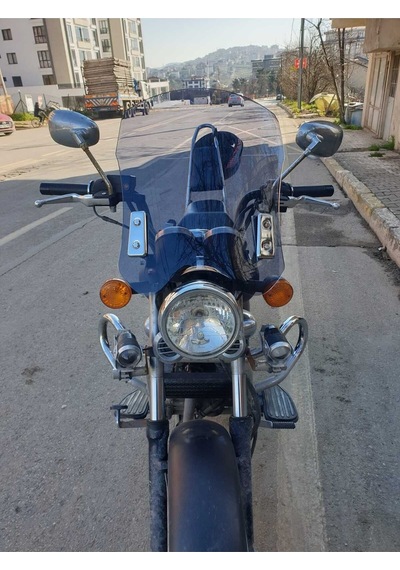Motocam Küba Süperlight 150 Ön Cam 2008-2026 Model 53cm Füme Renkli 4mm Aparatsız