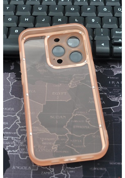 Apple Uyumlu iPhone 13 Pro Max Uyumlu Pembe Kenarlı Renkli Yarı Şeffaf Kapak Kılıf Kamera Lens Korumalı Pembe -
