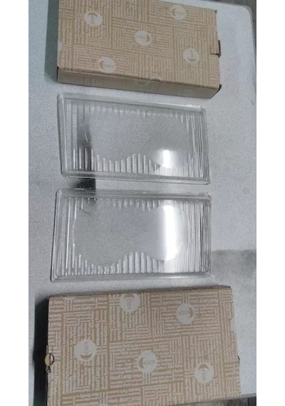 Tofaş Uyumlu Far Slx Şeffaf Far Camı Düz Cam Çıtalı Far Camı Far Cam Eser (Plastik Değildir Camdır)