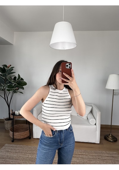 Halter Yaka Biyeli Atlet Beyaz
