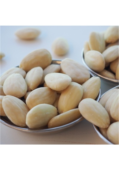 Çerezciyiz Biz Zarsız ve Tuzsuz Soyulmuş Çiğ İç Badem 500 G