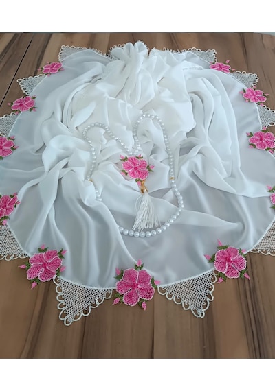 İğne Oyası Pembe Çiçek Motifli Namaz Örtüsü Ve Tesbih Takımı - Çeyizlik Set Beyaz - Fuşya