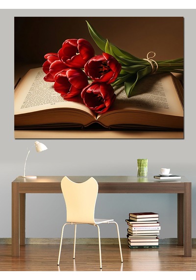 Kitap Üzerinde Kırmızı Gül Buketi Dekoratif Kanvas - Mdf Ahşap Tablo