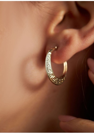 14 Ayar Altın Grek Desenli Midye Model Süzme Küpe Greek