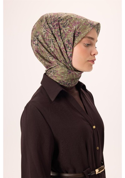 Silk Home İnce Pamuk Soft Eşarp Yeşil-mor Desenli Kaymaz Dokulu Tok Duruşlu 90x90 Çok Renkli