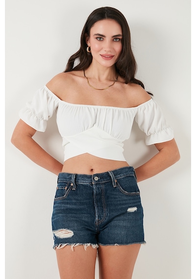 Lela Regular Fit Madonna Yaka Bağlama Detaylı Crop Bayan Bluz 6527017 Beyaz