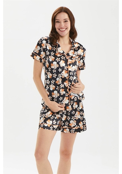 Kadın Saten Yazlık Boydan Düğmeli Şortlu Pijama Takım Flz 86-05 Desenli