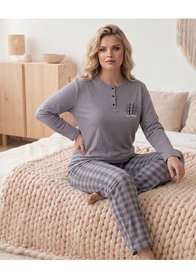 Eyfuze Kadın Kışlık Büyük Beden Curve Nakışlı Desenli Yakası Düğmeli Uzun Kollu Pijama Takımı Gri