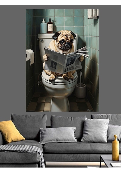 Ahşap Tablo Gazete Okuyan Pug Köpek Banyoda