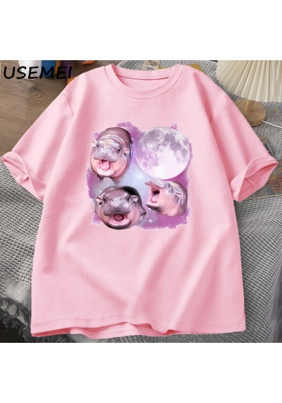 Flood Of Style Üç Moo Deng Ay Tshirt Erkekler Kadınlar Fuuny Karikatür Sevimli Moodeng T-shirt Pamuk Kısa Ko Pembe