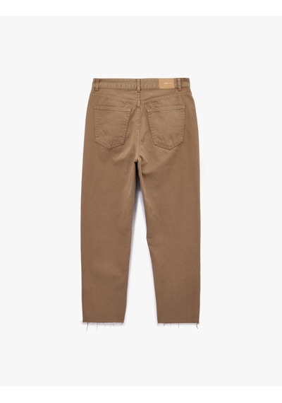 Koton Yüksek Bel Cepli Düğmeli Pamuklu Düz Paça Denim Pantolon - Mom Slim Jean Kahverengi 6sal40075mw Kahve