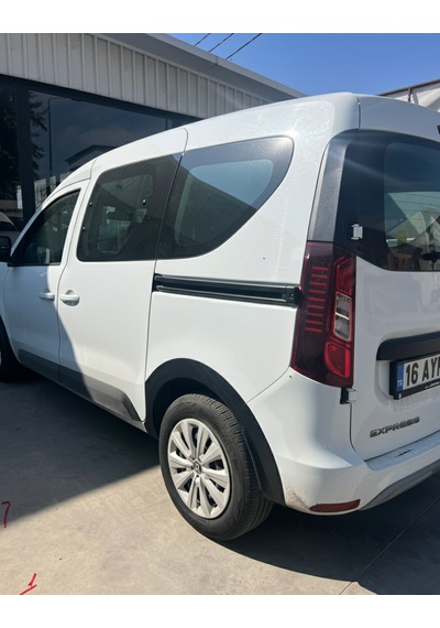Renault Kangoo Express Çamurluk Dodiği 8 Prç 2021-sonrası