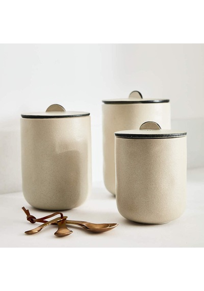 Crate & Barrel Didi Mu Orta Boy Kutu, Eric Adjepong, Batı Afrika Mirası Ve Modern Tasarım Saklama Kapları Çok Renkli Crate & Barrel Didi Mu Orta Boy Kutu, Eric Adjepong, Batı Afrika Mirası Ve Modern Tasarım Saklama Kapları Çok Renkli
