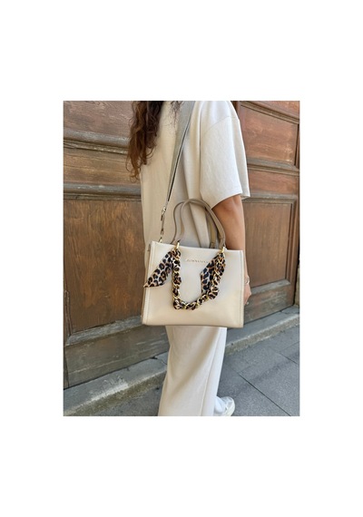 Just Polo Orijinal Kadın Omuz Ve Çapraz Askılı Zincir Detaylı Günlük Veya Özel Kullanıma Uygun Lüks Kol Çantası Shopper 25x20x9 Cm Vizon