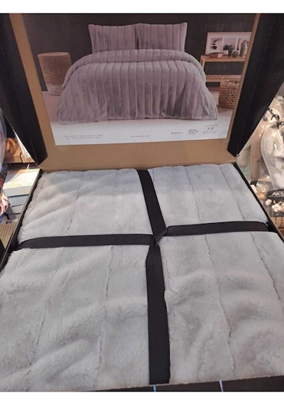 Luxe Çift Kişilik Yatak Örtüsü Seti - Gri Çizgi Model