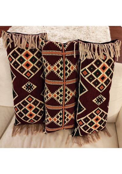 3 Lü Bordo Kilim Desenli Püsküllü İç Dolgulu Dekoratif Kırlent Seti Etnik Bohem Salon Koltuk Yastığı Bordo