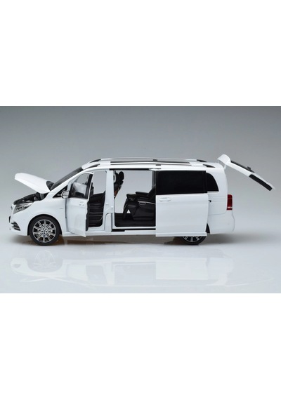 1:18 Paudi Model 2017 Mercedes Benz V Class Viano W447