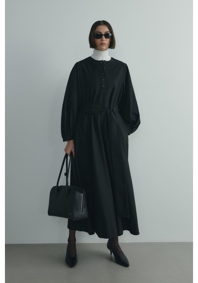 Suud Collection Siyah Kaia Düğmeli Maxi Elbise
