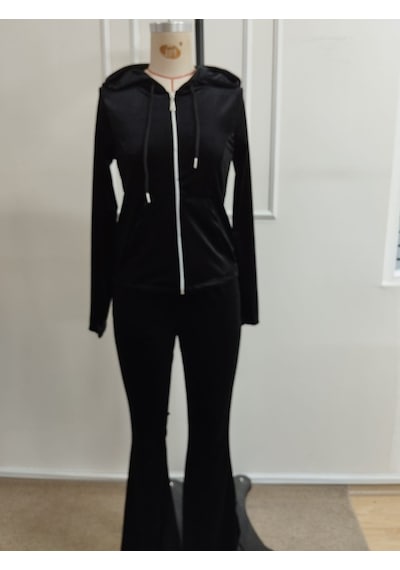 Bhrwear Kadın Uzun Kollu Kapşonlu Ve Önden Fermuarlı Cepli Kadife Bluz Ve Pantolon Ikili Takım Renkli
