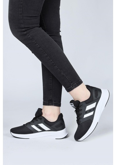 Jump 29964 Siyah Beyaz 36-40 Memory Foam Unisex Spor Siyah&beyaz