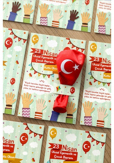 10 Adet Balon ve 23 Nisan Tebrik Kartı 10'lu Set Türk Bayraklı Balon
