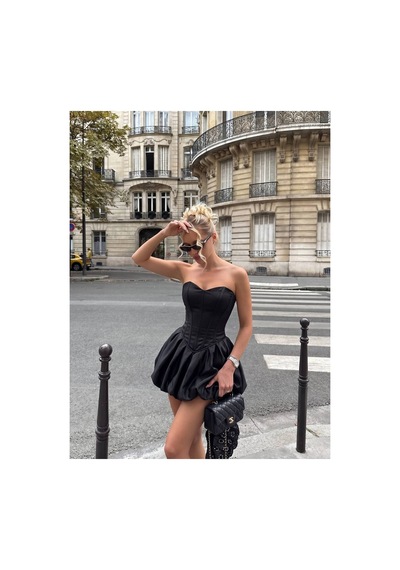 Wellway Amadora Strapless Çapraz İp Sırt Detaylı Askısız Balon Crop& Etek İkili Takım-6127 Siyah Wellway Amadora Strapless Çapraz İp Sırt Detaylı Askısız Balon Crop& Etek İkili Takım-6127 Siyah
