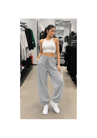 Modanida Kadın Gri Oversize Eşofman Altı İki İplik Paçası Lastikli Yüksek Bel Eşofman Gri Gri Modanida Kadın Gri Oversize Eşofman Altı İki İplik Paçası Lastikli Yüksek Bel Eşofman Gri Gri
