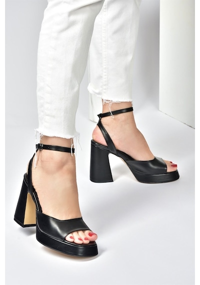 Fox Shoes Siyah Kalın Platform Topuklu Kadın Ayakkabı M570345609 Siyah