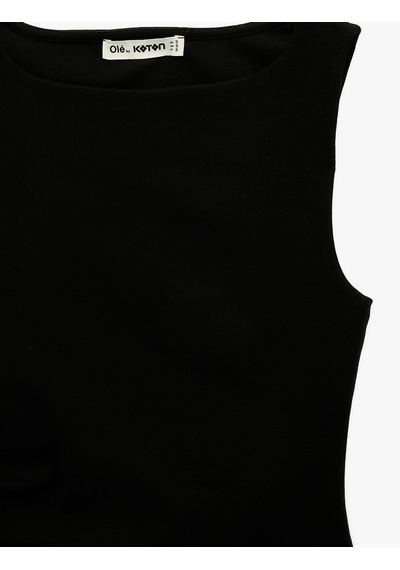Koton Slim Fit Asimetrik Kesim Kolsuz Kayık Yaka Bluz Siyah 6sal30049ık Siyah