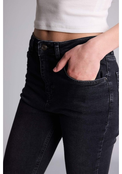 Defacto Yüksek Bel Crop Flare Kesim Bilek Boy Yıkamalı Jean Pantolon G2217ax26aunm36 Antrasit-nm36