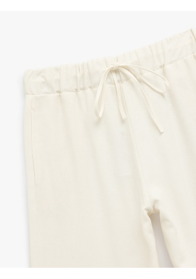 Koton Keten Karışımlı Astarlı Cepli Beli Bağlamalı Düz Bol Paça Pantolon Kırık Beyaz 5sak40527pw Ekru Koton Keten Karışımlı Astarlı Cepli Beli Bağlamalı Düz Bol Paça Pantolon Kırık Beyaz 5sak40527pw Ekru