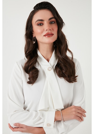 Lela Standart Fit Taşlı Düğmeli Fularlı Yaka Uzun Kollu Bayan Gömlek 611Go00333 Ekru