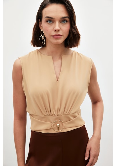 Sateen Toka Detaylı Kolsuz Bluz - Camel-134860 Sateen Toka Detaylı Kolsuz Bluz - Camel-134860