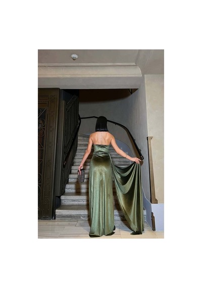Lior Design Kadın Zarif Detay Kadife Kumaş Straplez Yırtmaçlı Maxi Abiye Elbise Haki