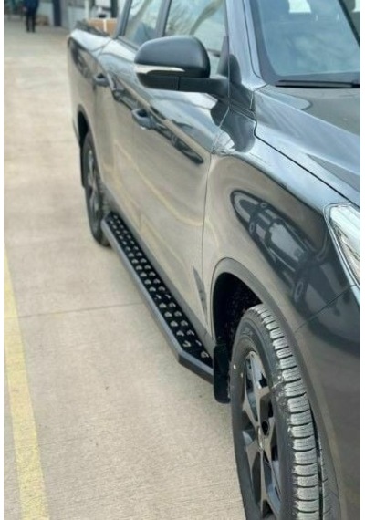 Mercedes X Class Yan Basamak Aqm-q30