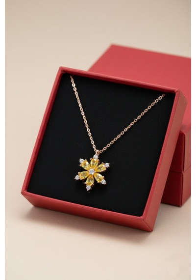 Çekirdekjewelry 925 Ayar Gümüş Sarı Taşlı Kamelya Çiçeği Kolye Rose