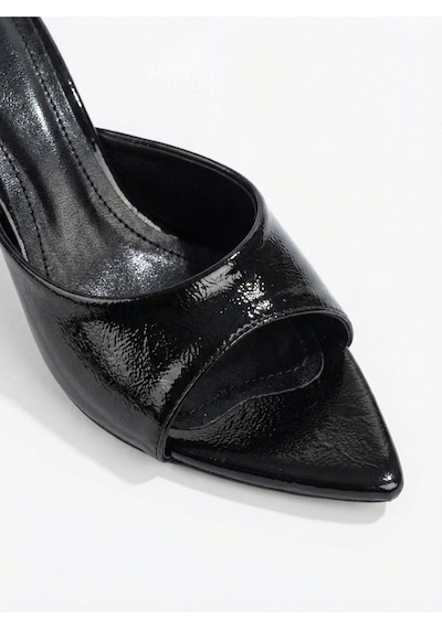 Giamgia Store Kadın Rugan Sivri Burun Tek Bantlı İnce Topuklu Stiletto Terlik Abiye Ayakkabı-2281 Siyah Yankee Giamgia Store Kadın Rugan Sivri Burun Tek Bantlı İnce Topuklu Stiletto Terlik Abiye Ayakkabı-2281 Siyah Yankee