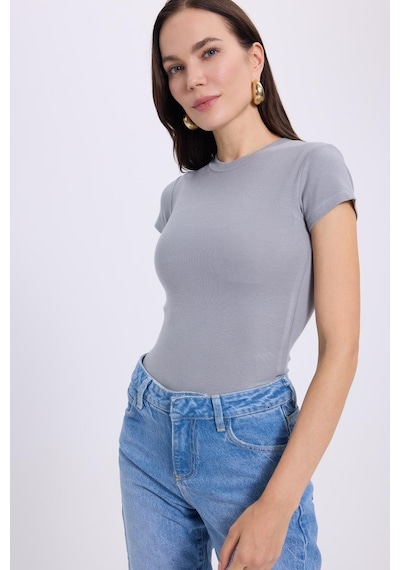 Tudors Kadın Slim Fit Dar Kesim Bisiklet Yaka Viskon Kumaş Ultra Soft Gri Tişört-34856 Gri