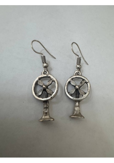 Vintage Pervane Figürlü Gümüş Renk Unisex Sallantılı Küpe Çok Renkli