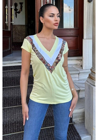 Kadın Sarı V Yaka, Kısa Kol, Color Block Detaylı, Terletmez Dokulu Kumaş, Salaş Bluz, Tshirt Sari
