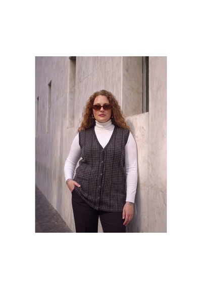Onno Style Women Büyük Beden Kazayağı Desen Renkli Çelik Örgü Triko Kadın Yelek Lacivert Onno Style Women Büyük Beden Kazayağı Desen Renkli Çelik Örgü Triko Kadın Yelek Lacivert