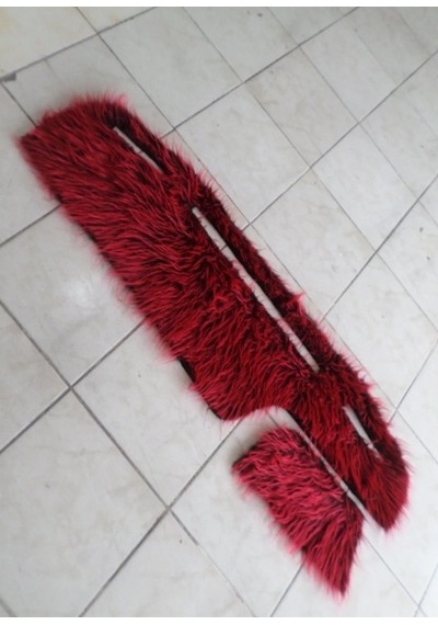 Tempra Tipo Uyumlu Torpido Örtüsü Peluş Kumaş Kırmızı - Siyah