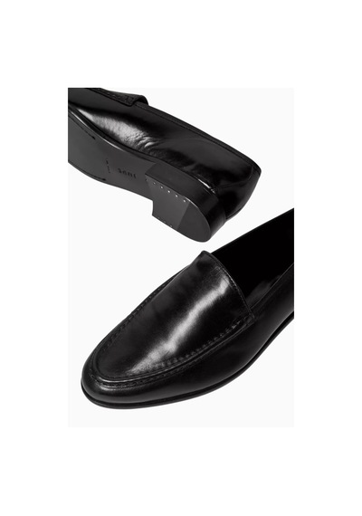 Jude Gomper Loafers, Siyah Deri, Kapalı Yuvarlak Burun, El Işçiliği, Portekiz Yapımı