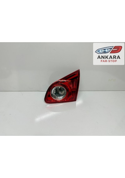 Nissan Qashqai 2007 - 2010 Stop Lambası Sağ İç Arka Bagaj Kapağın Da Kalan İç