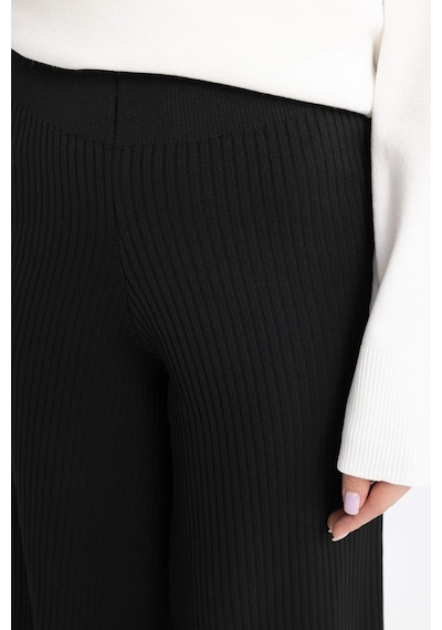Defacto Relax Fit Triko Pantolon Beli Lastikli Basic Düz Geniş Paça Y1325AZ24AUBK81 Siyah