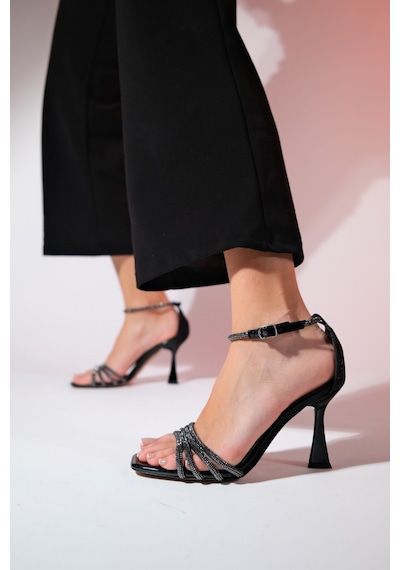 Luvishoes Monica Siyah Rugan Taşlı Kadın İnce Topuklu Abiye Ayakkabı Siyah