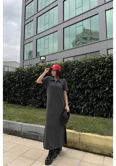 WeShaya Kadın Antrasit Polo Yaka, Kısa Kol, Yırtmaçlı, Basic Model, Uzun Salaş Elbise Antrasit WeShaya Kadın Antrasit Polo Yaka, Kısa Kol, Yırtmaçlı, Basic Model, Uzun Salaş Elbise Antrasit