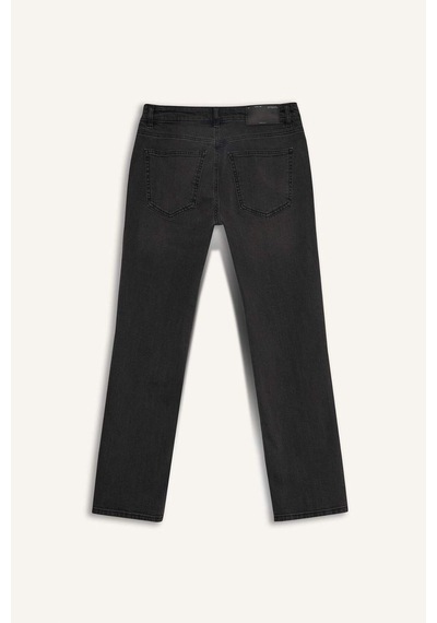 Defacto Sergio Regular Fit Normal Kalıp Normal Bel Boru Paça Jean Pantolon F6103ax25wnnm36 Antrasit-nm36 Defacto Sergio Regular Fit Normal Kalıp Normal Bel Boru Paça Jean Pantolon F6103ax25wnnm36 Antrasit-nm36